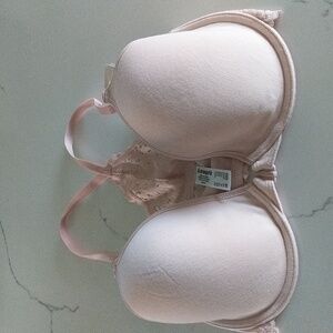 b.tempt'd by Wacoal Future Foundation Front Close T-Back Pink Bra. Size 32DD